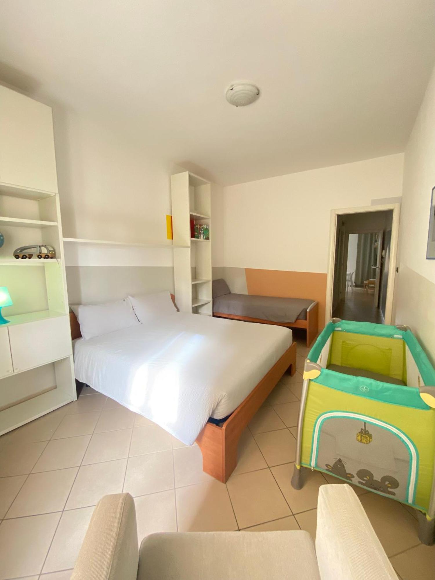 Babyaccommodation Family Comfort Pietra Ligure Exterior foto
